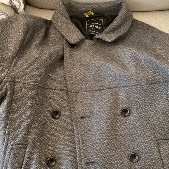 Gray with black buttons Pea coat jacket xl​​ - Picture 6 of 17